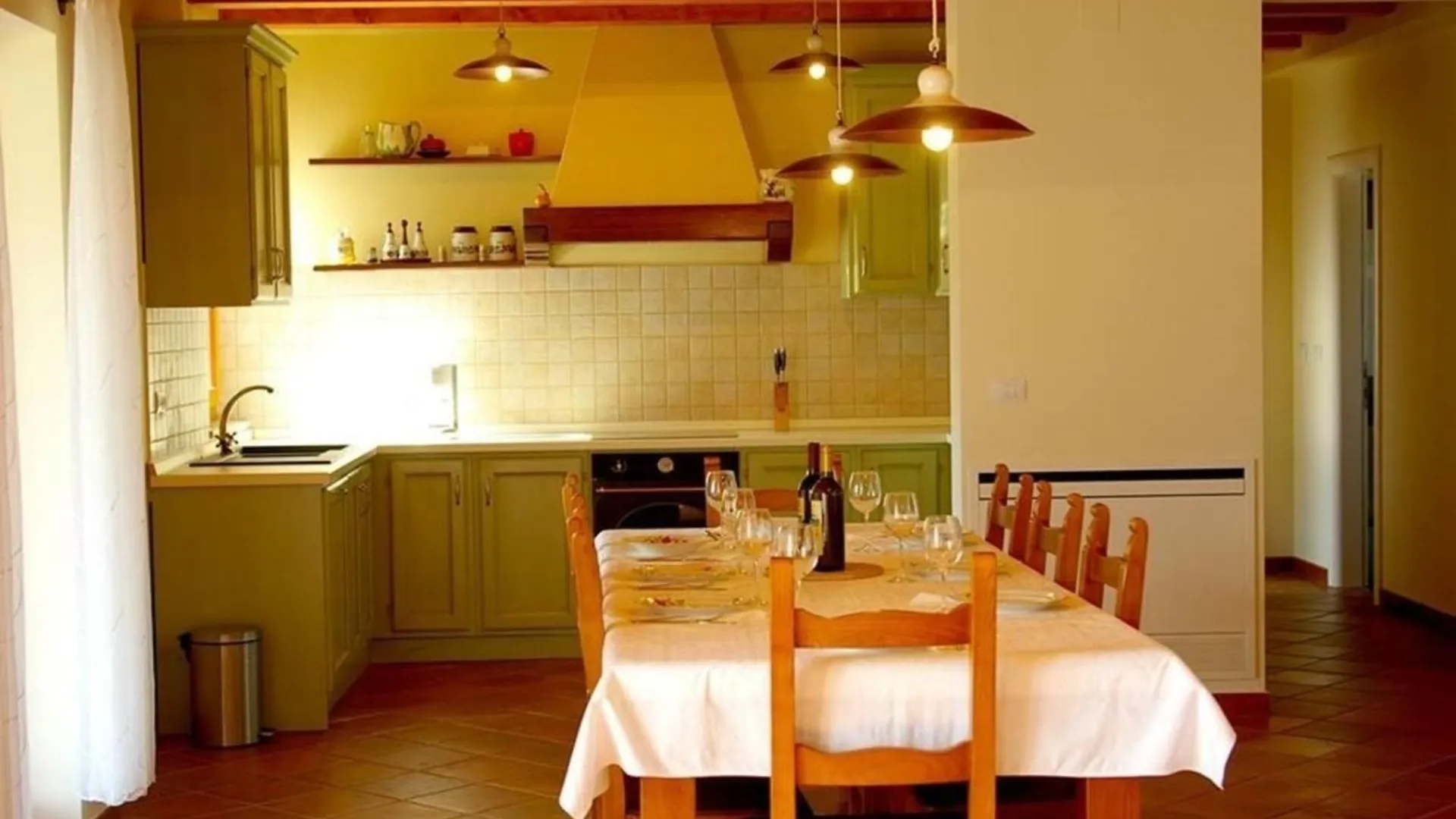 Ferienhaus Mit Privatpool Fuer 8 Personen Ca 175 Qm In Hrboki, Istrien Bucht Von Rasa 0*, Hrboki