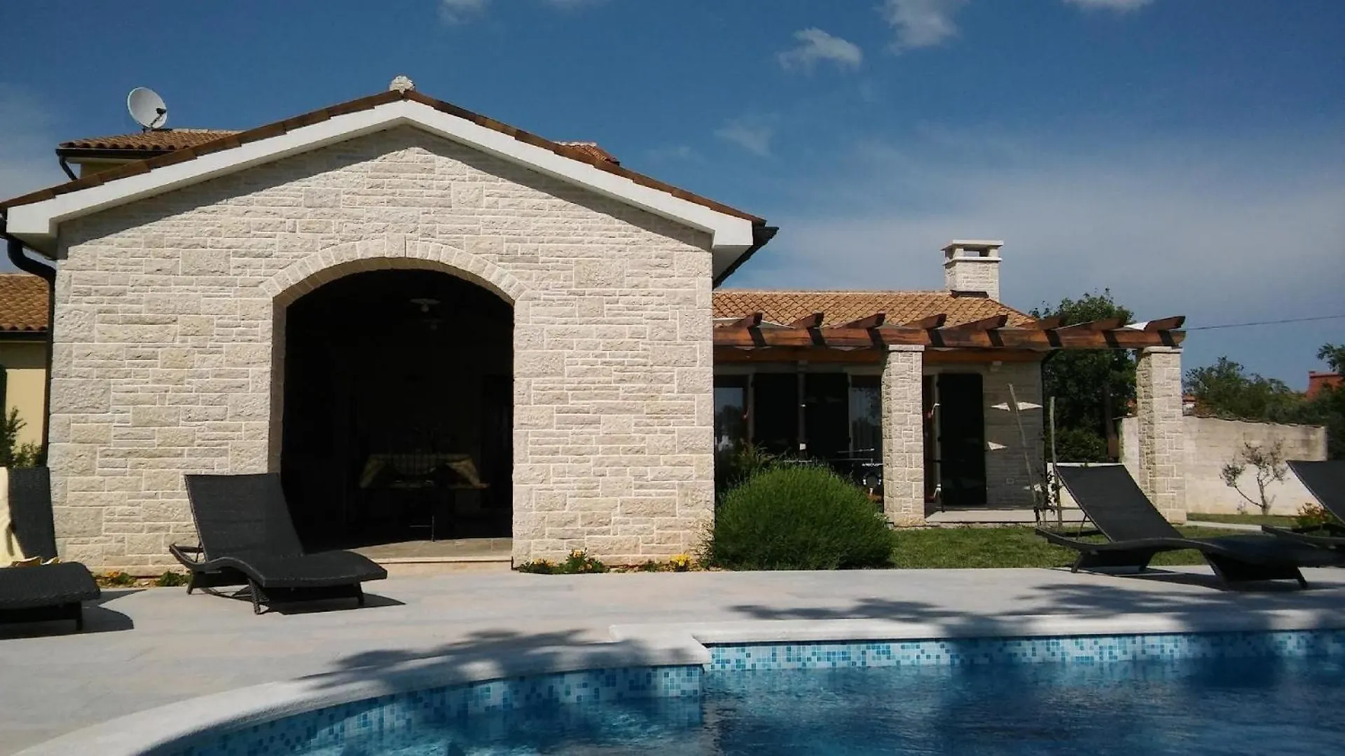Dom wakacyjny Ferienhaus Mit Privatpool Fuer 8 Personen Ca 175 Qm In Hrboki, Istrien Bucht Von Rasa